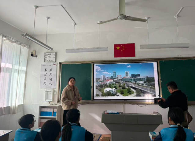 讲堂不再枯燥乏味教师讲课方法的改变变的生动有趣起来 讲堂不再枯燥乏味教师讲课方法的改变变的生动有趣起来